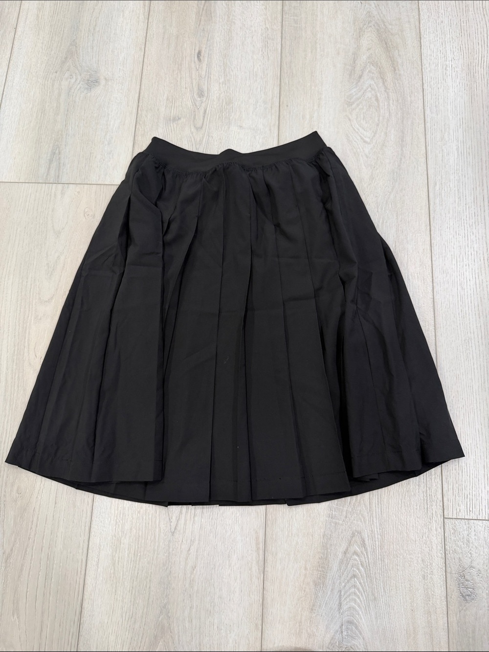 Apparel by Rozalia Heila Pleated Mini Skirt Black NWT XS Petite